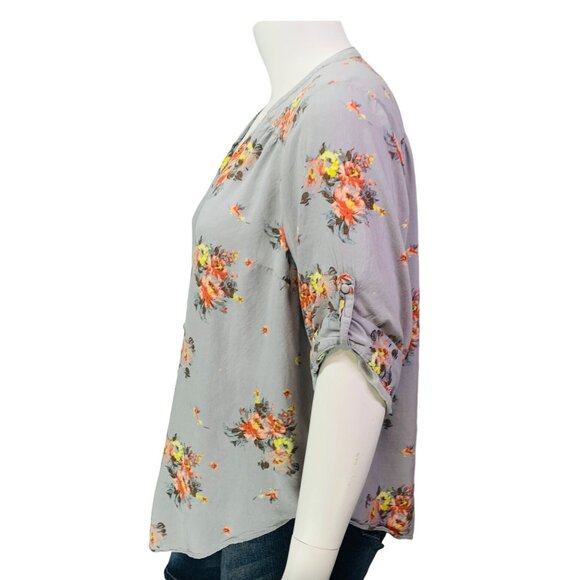Torrid Womens Harper Challis Blouse Gray Floral Button Loop Plus Size 3 | 3X - Picture 8 of 13